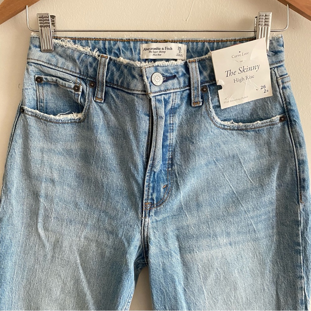NEW Abercrombie & Fitch The Skinny High Rise - 26/2 Regular - Picture 8 of 12